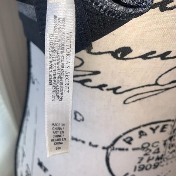 Victoria’s Secret Sports bra in Heather & black 36C - Picture 4 of 7